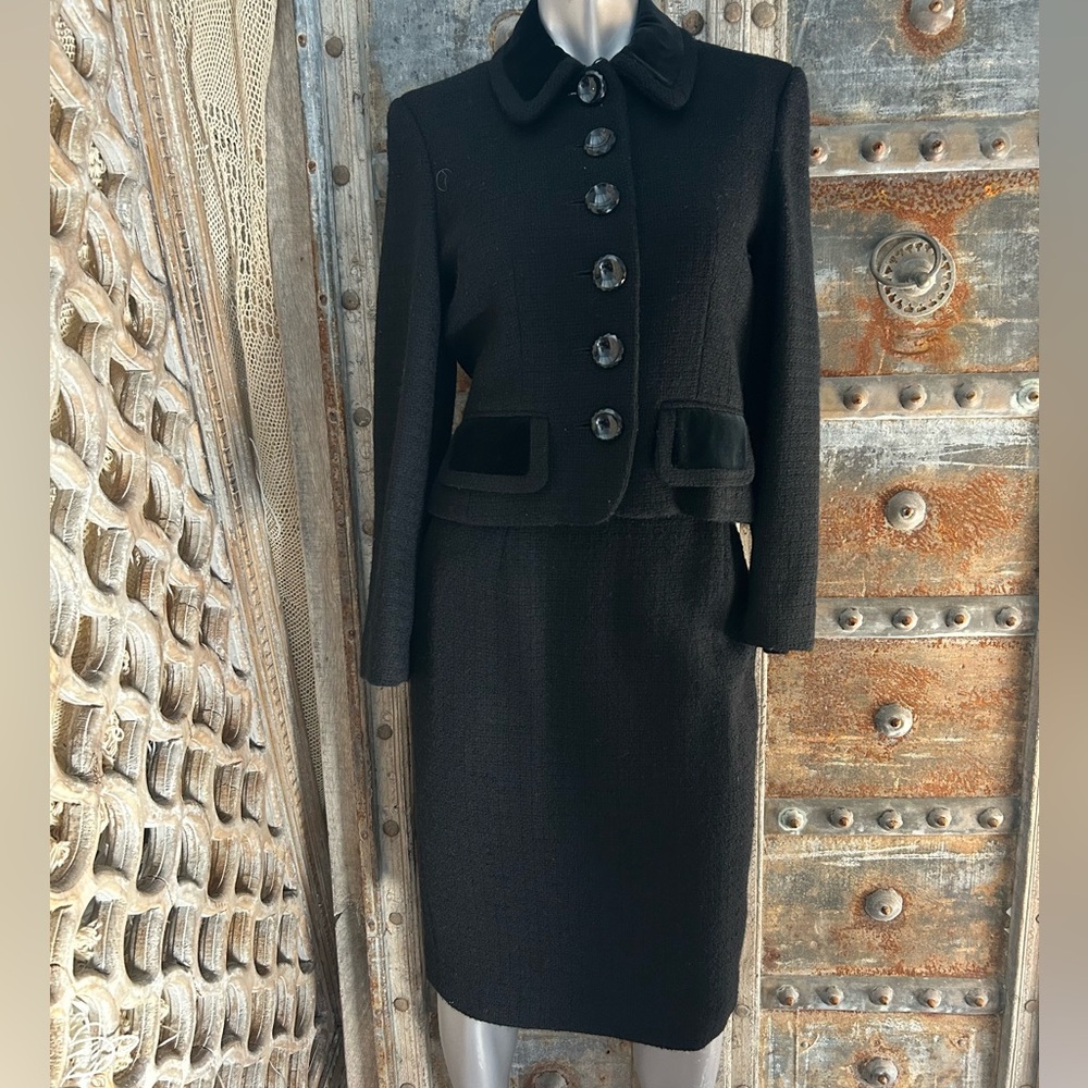 Two Piece Jaeger Suit Set